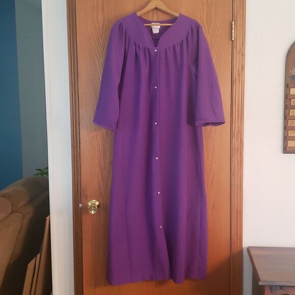 Vintage Kelly Reed Purple Fleece Robe Sz L (16-18) - Picture 1 of 4